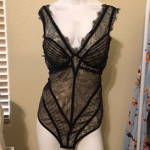 bebe stunning 😍 black lace XL perfect for valentines 🖤